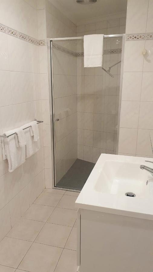 Hotel Cavalier Wantirna South Екстериор снимка