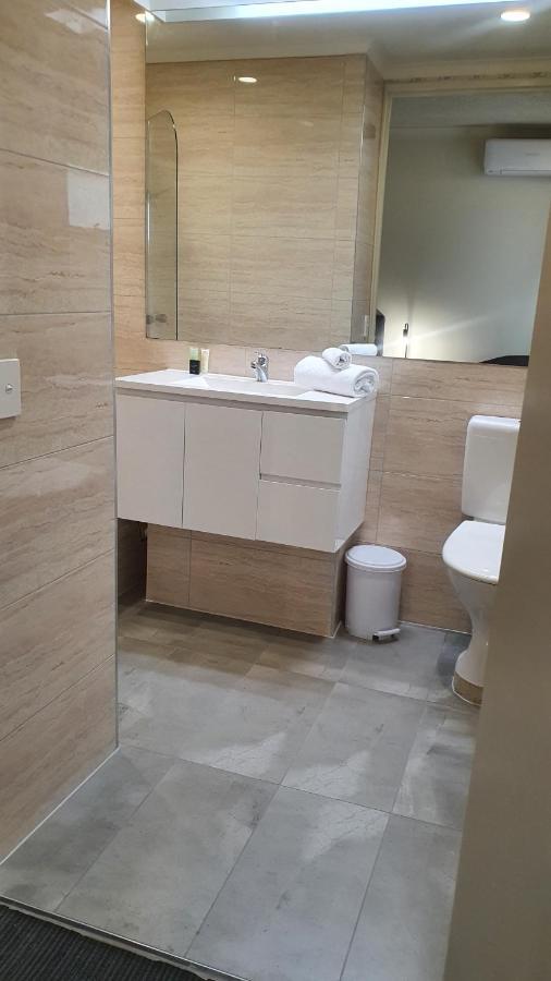 Hotel Cavalier Wantirna South Екстериор снимка