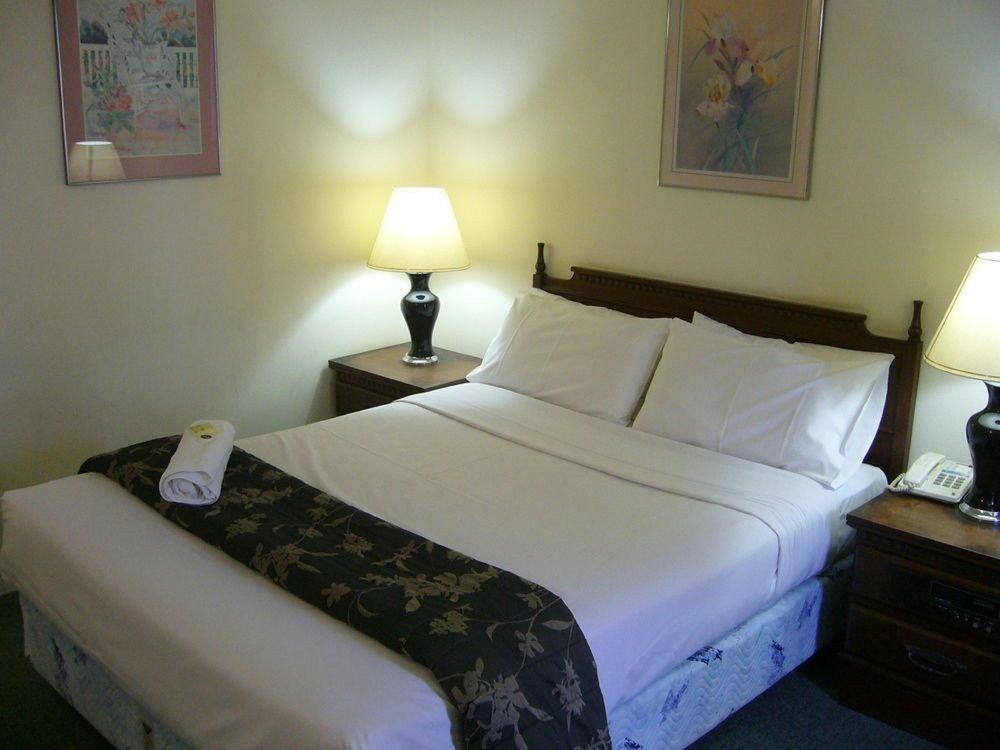 Hotel Cavalier Wantirna South Екстериор снимка