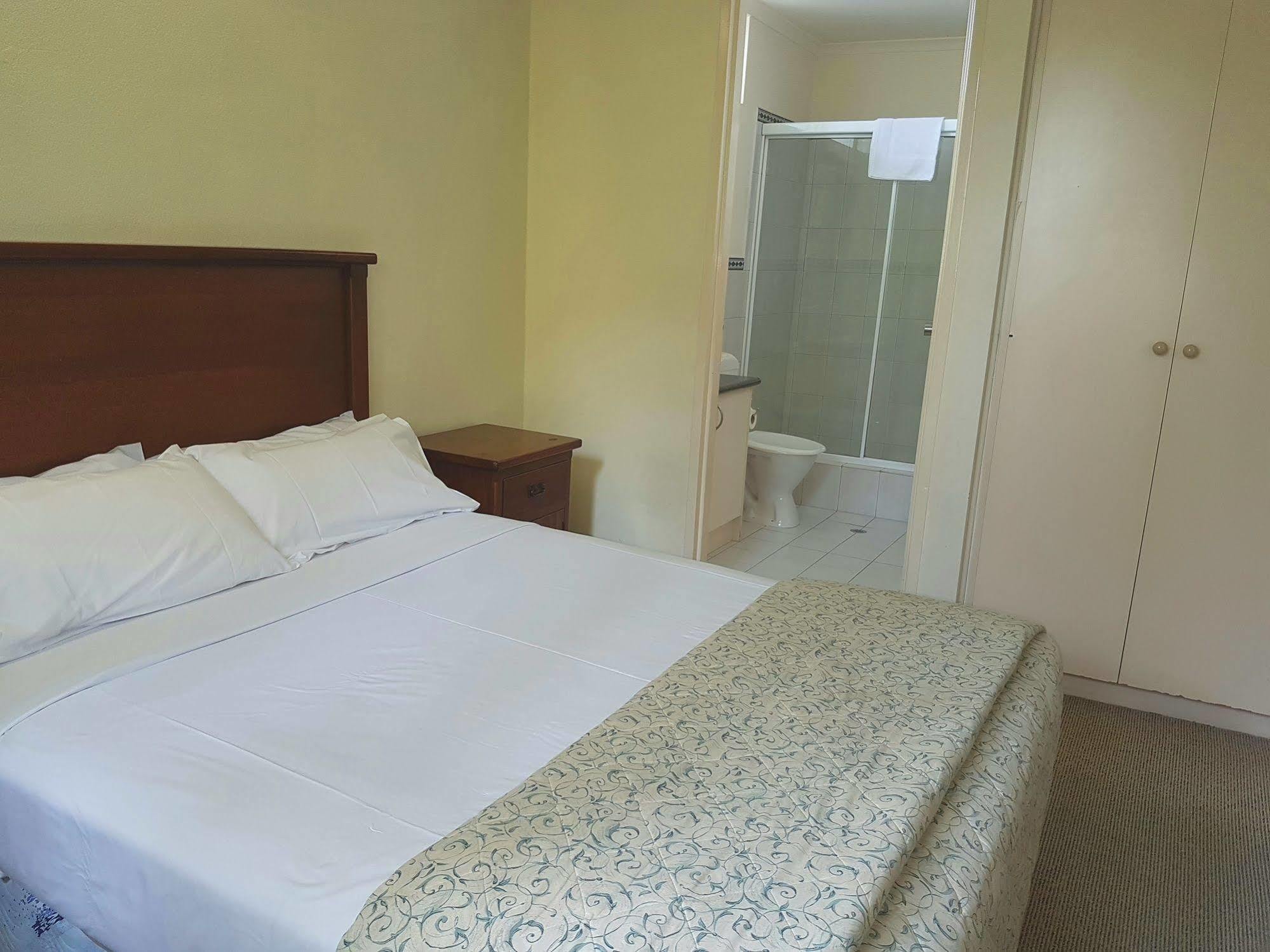Hotel Cavalier Wantirna South Екстериор снимка