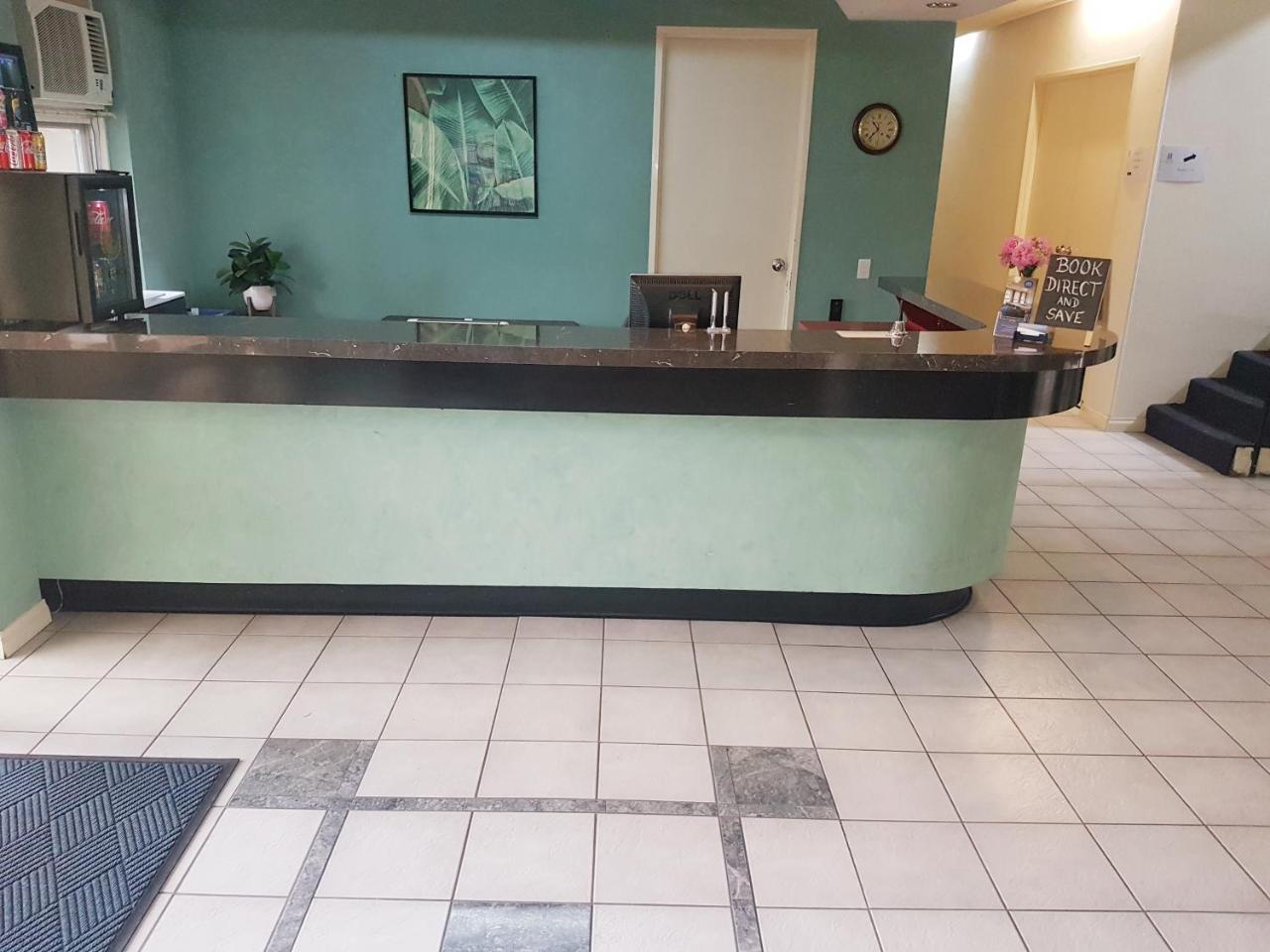 Hotel Cavalier Wantirna South Екстериор снимка